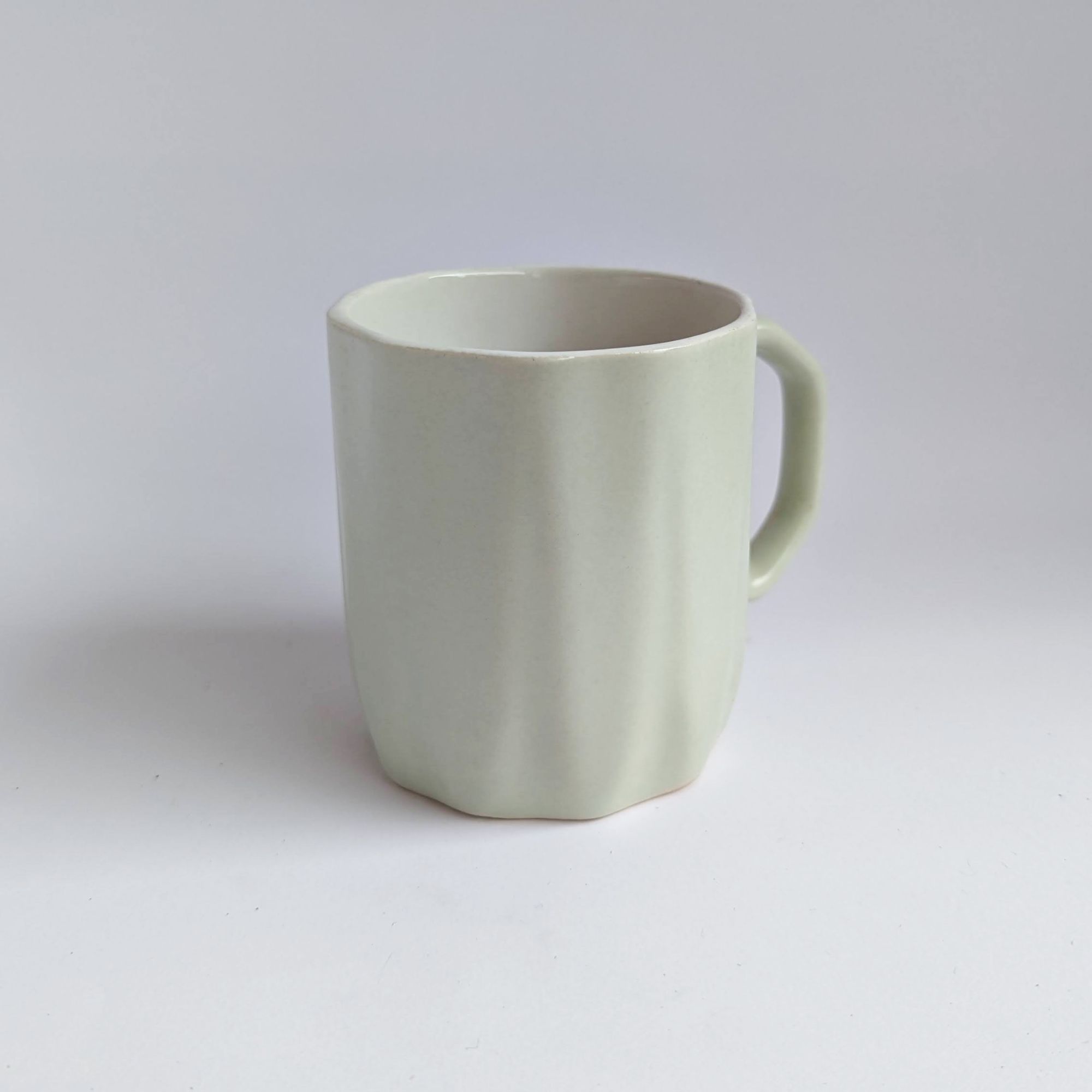 facets-mug