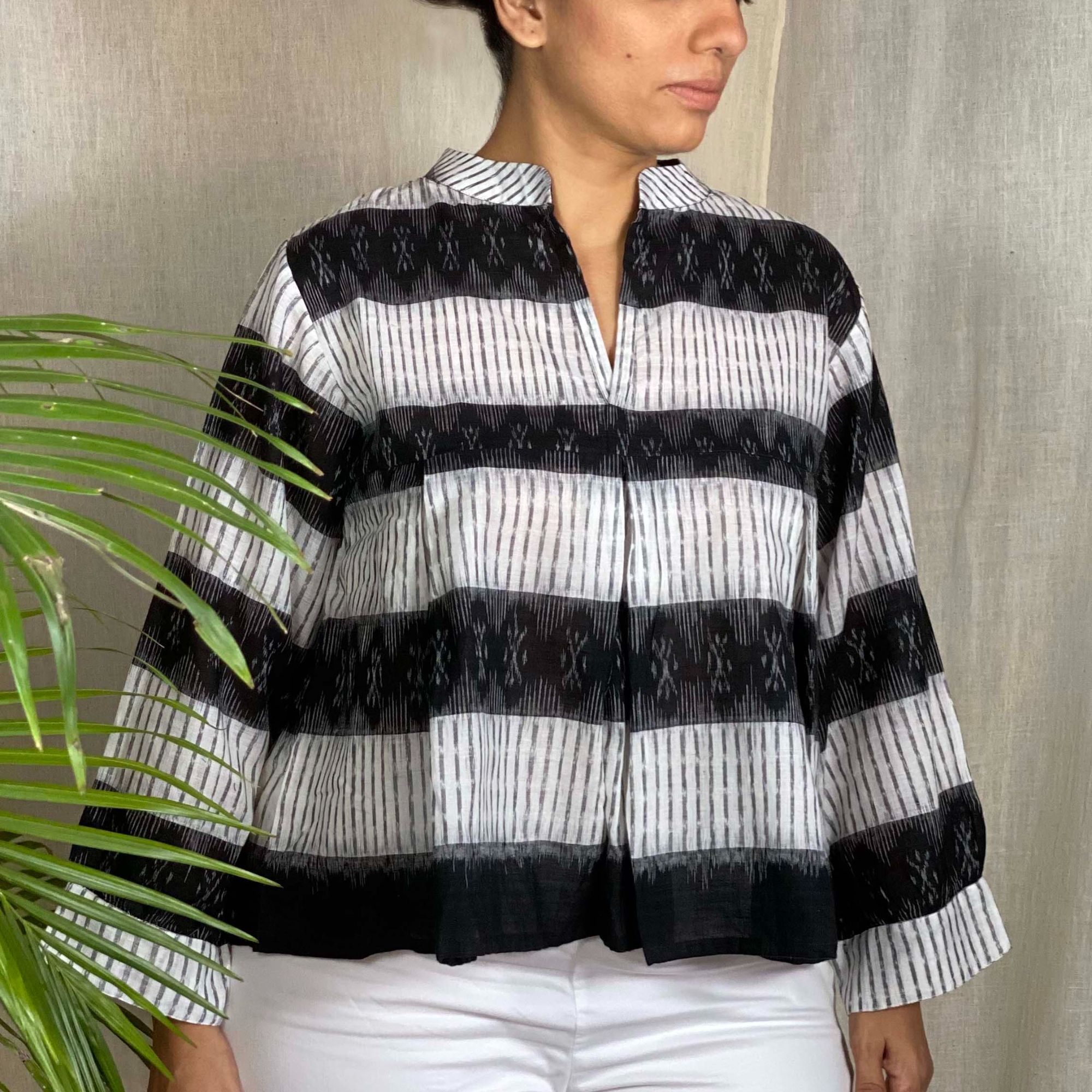 LIMA Top Ikat Black and White