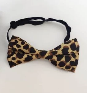 qucciberry-satan-leopard-print-bow-tie
