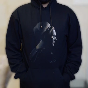 adele-black-hoodie