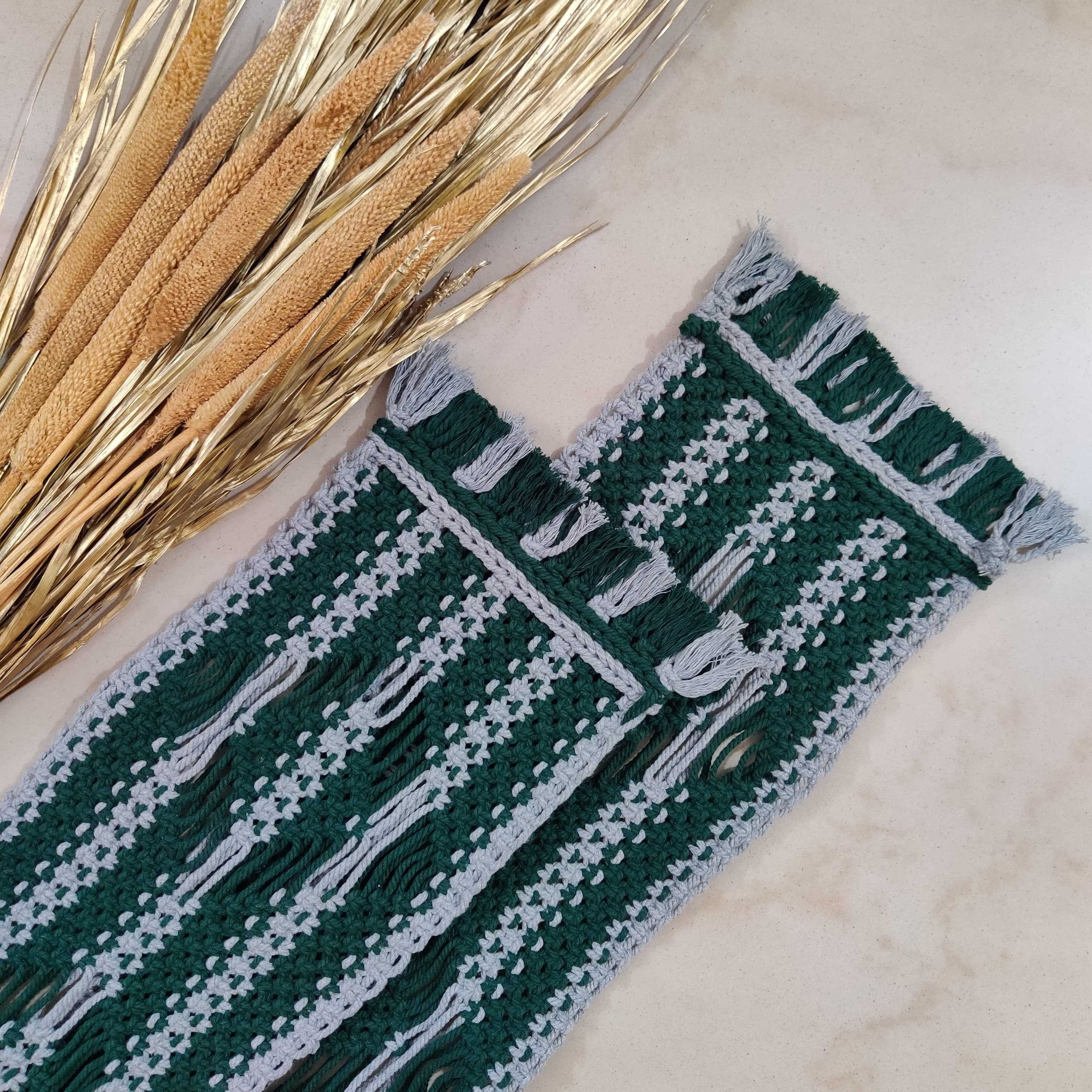 Table Runner (Green Grey)