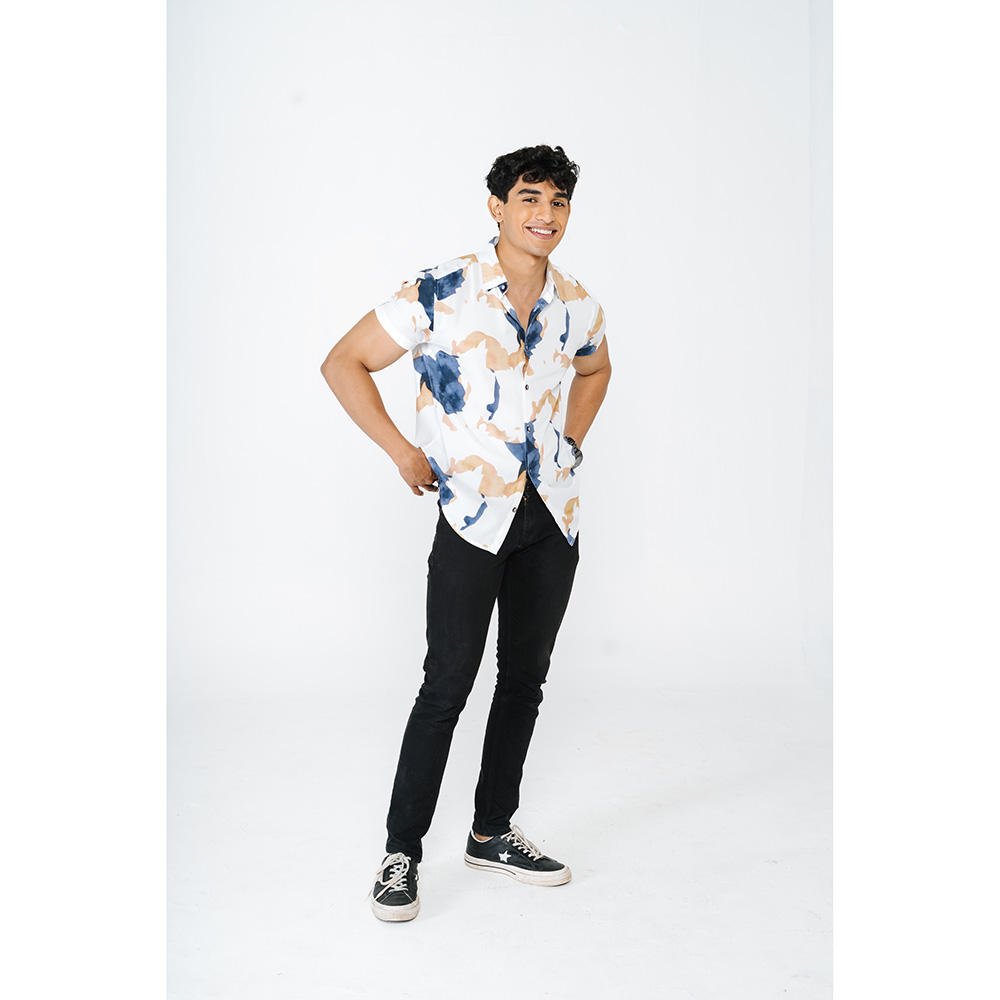 White swirly water painted effect pritned shirt